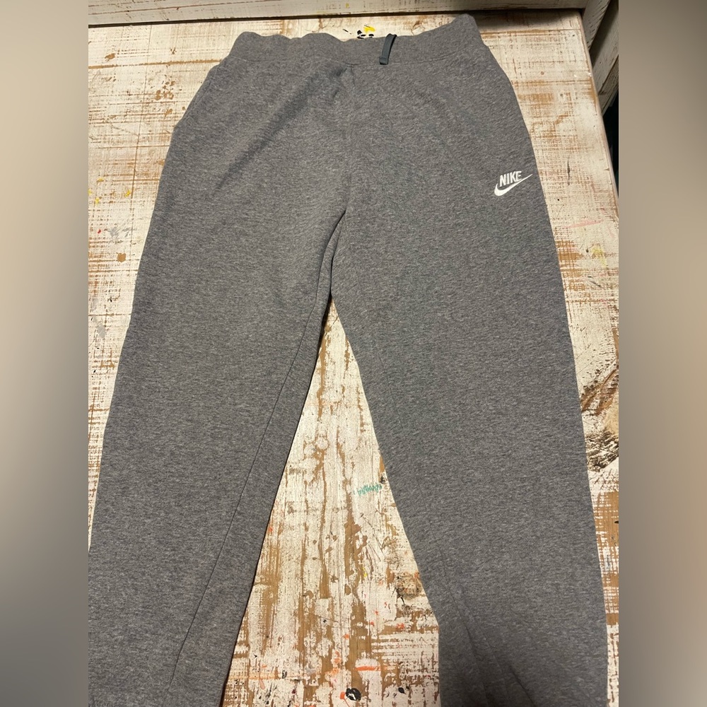 Gray Nike sweatpants